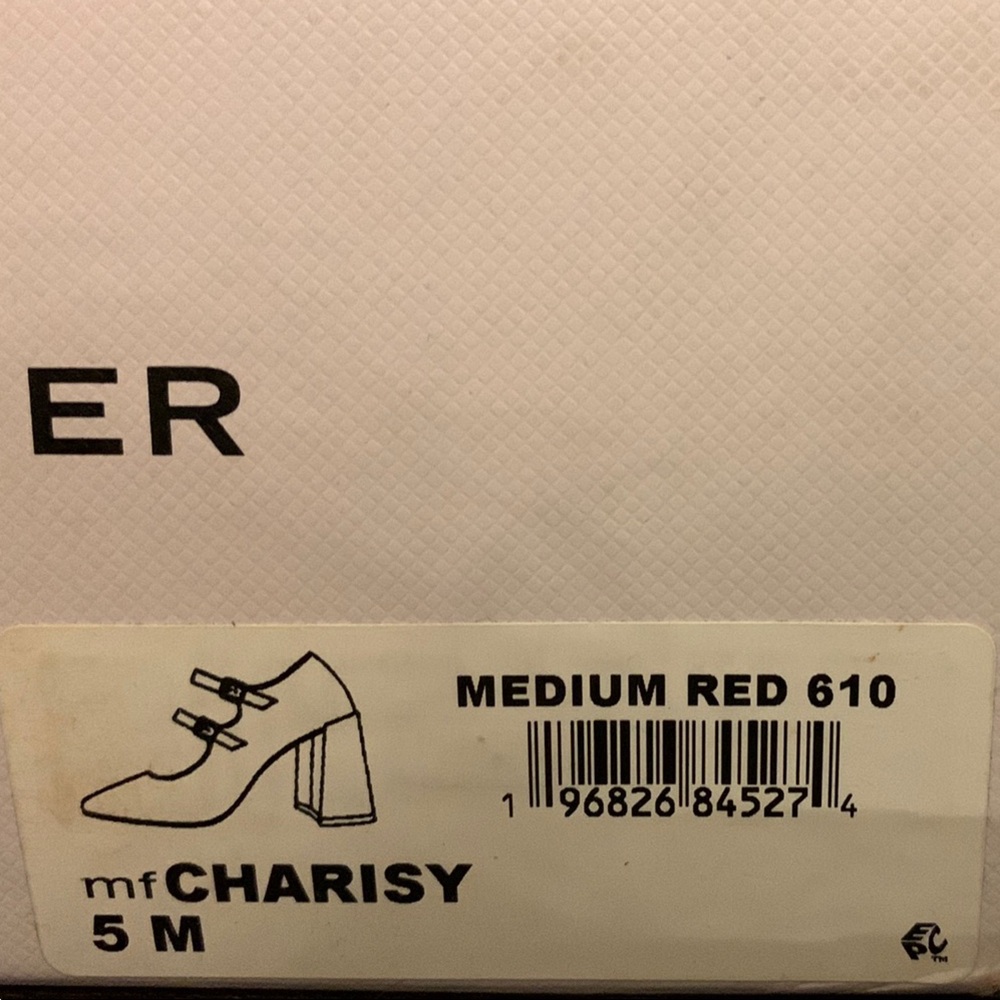 NWB - Marc Fisher Women's Charisy Pump - 5 Red Heeled Mary Janes - Picture 5 of 6